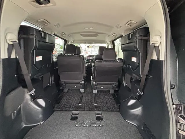 トヨタ ヴォクシー