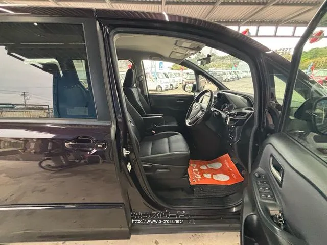 トヨタ ヴォクシー