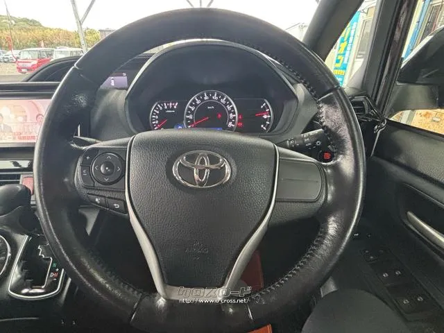 トヨタ ヴォクシー