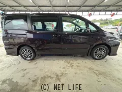 トヨタ ヴォクシー