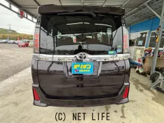 トヨタ ヴォクシー