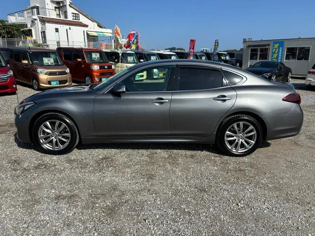 2年保証、社外オーディオ、防錆アンダーコート、ドラレコ 日産 フーガ