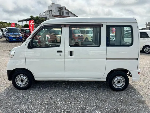 下取り強化キャンペーン実施中♪ご来店時に即査定させていただきます♪ ダイハツ ハイゼットカーゴ