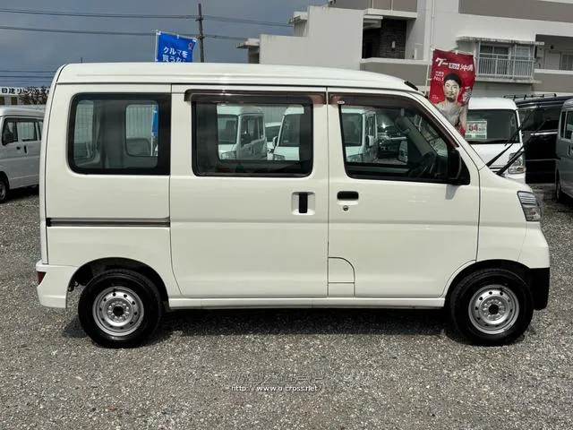 ダイハツ ハイゼットカーゴ