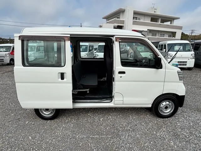 ダイハツ ハイゼットカーゴ