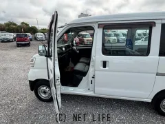 ダイハツ ハイゼットカーゴ