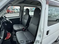 ダイハツ ハイゼットカーゴ