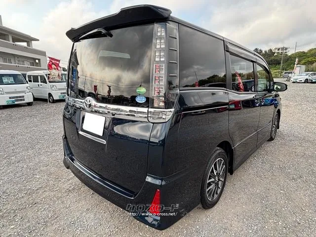 試乗、現車確認大歓迎です♪是非ご来店ください♪ トヨタ ヴォクシー