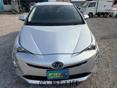 トヨタ プリウス