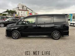 トヨタ ヴォクシー