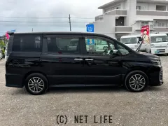 トヨタ ヴォクシー