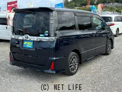 トヨタ ヴォクシー