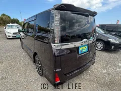 トヨタ ヴォクシー