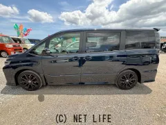 トヨタ ヴォクシー