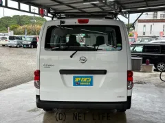 日産 NV200バネットバン
