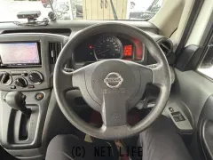 日産 NV200バネットバン