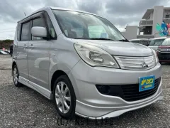 三菱 デリカD：2