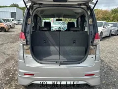 三菱 デリカD：2