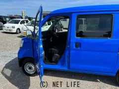 ダイハツ ハイゼットカーゴ