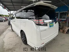 トヨタ ヴェルファイア