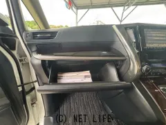 トヨタ ヴェルファイア