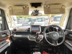 ホンダ N-BOXスラッシュ