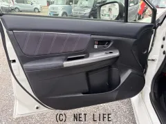スバル レヴォーグ