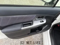 スバル レヴォーグ