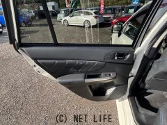 スバル レヴォーグ