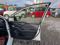スバル レヴォーグ