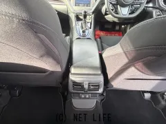 スバル レヴォーグ