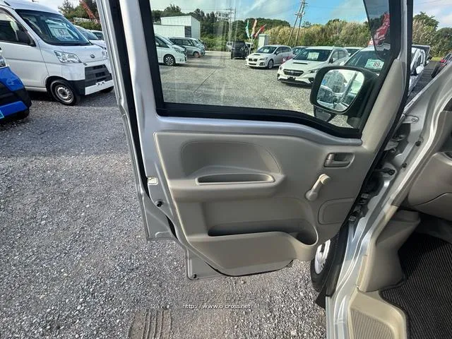 日産 NV100クリッパー