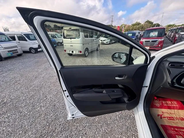 トヨタ アクア
