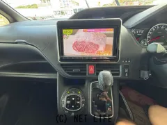 トヨタ ヴォクシー
