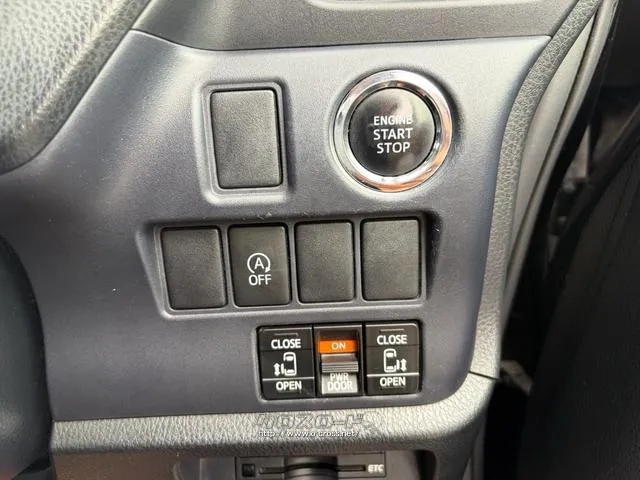 トヨタ ヴォクシー