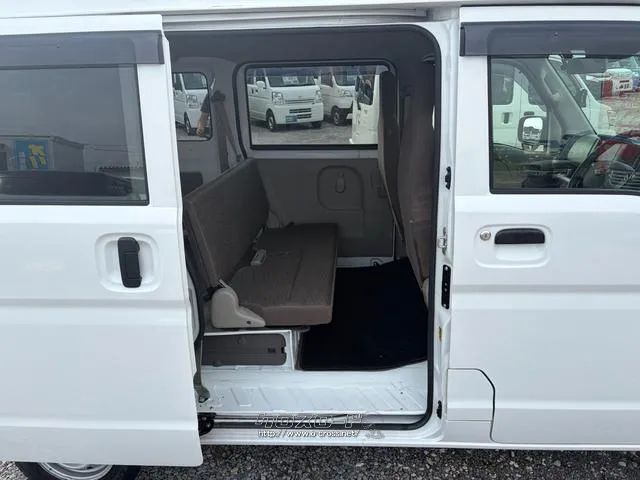日産 NV100クリッパー