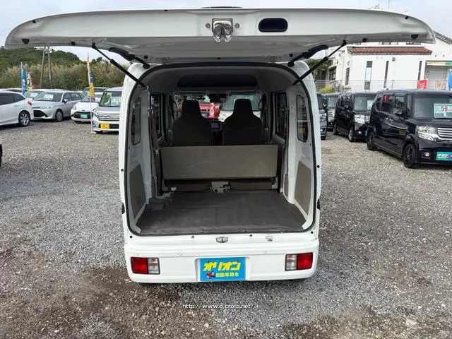 日産 NV100クリッパー
