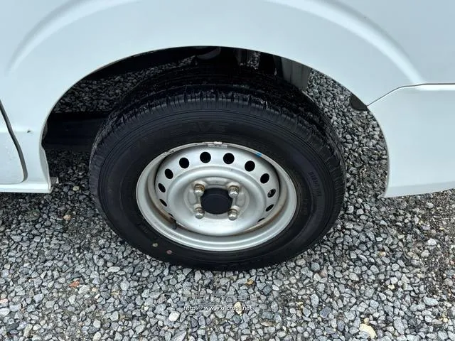 日産 NV100クリッパー