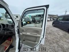 日産 NV100クリッパー