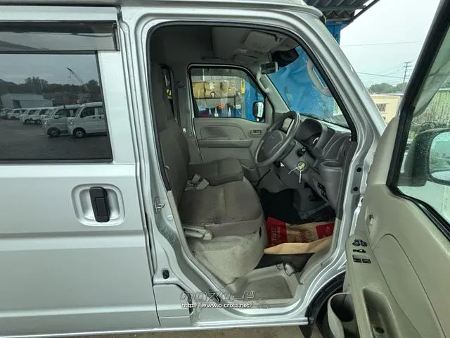 日産 NV100クリッパー