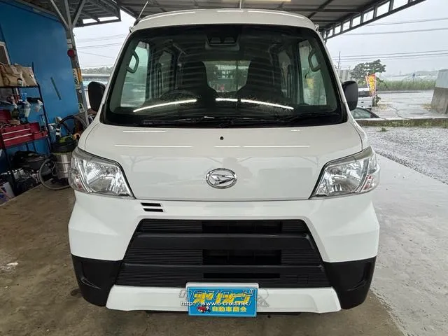 自社認証工場完備♪納車後のアフターサービスもおまかせください♪ ダイハツ ハイゼットカーゴ