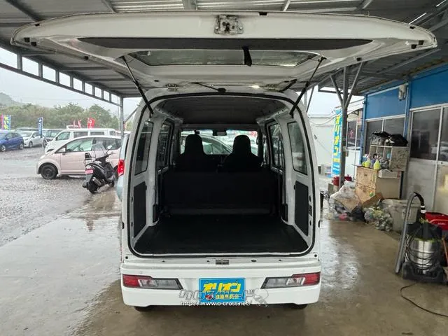 ダイハツ ハイゼットカーゴ