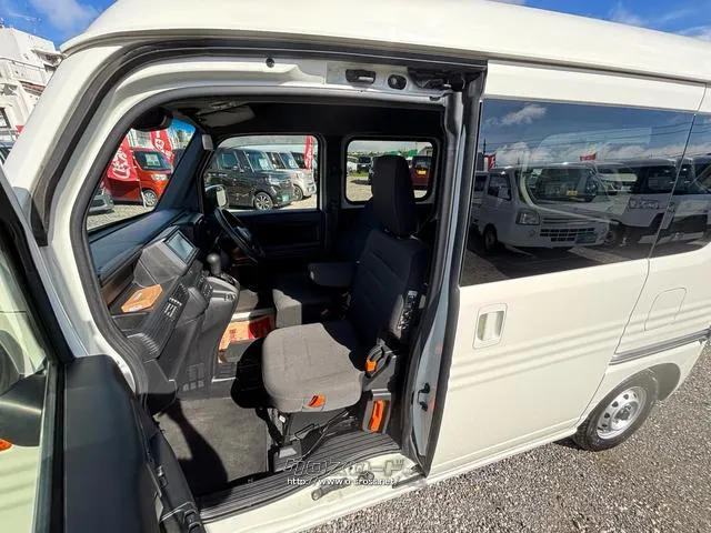 ホンダ N-VAN