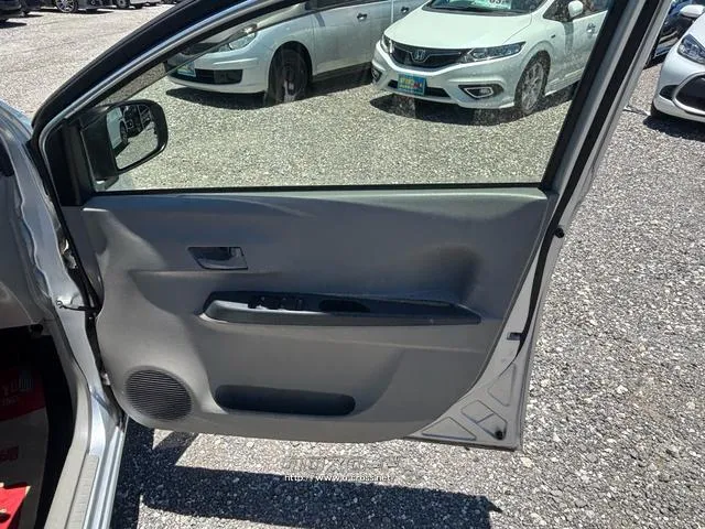 ダイハツ ミライース