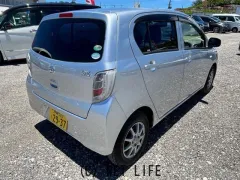 ダイハツ ミライース