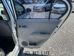 ダイハツ ミライース