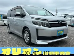 トヨタ ヴォクシー