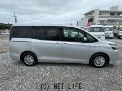 トヨタ ヴォクシー