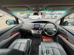 トヨタ エスティマ