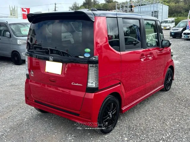 当店では人気の車種を多数取り揃えております♪是非ともご来店ください♪ ホンダ N-BOX